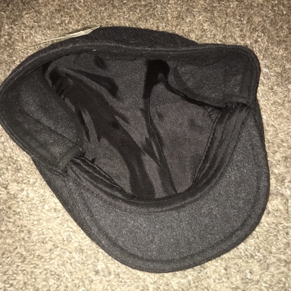 NWT fall hat - Picture 3 of 3